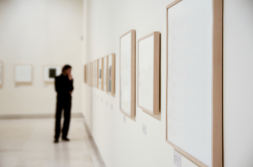 ? Calliope Services : votre agence experte en communication digitale pour galeries d’art